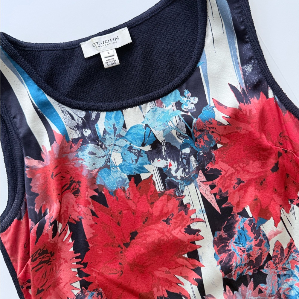 St. John Collection Navy Sleeveless Sweater Tank Shell Silk Red White Floral S - Picture 4 of 15